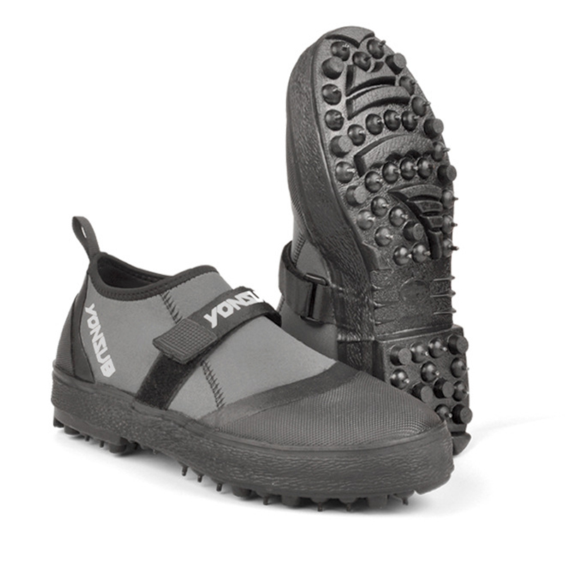 Fishing Equipment Carp - Sepatu Memancing di Batu, Menjaga Kehangatan,